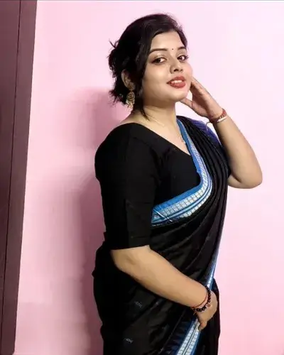 Call Girl in Mallapur
